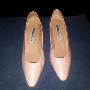 Gorgeous Leather Pink Pumps